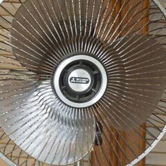 昭和レトロ 三菱電機の背の高い扇風機 P30-GL（動作確認済）の画像