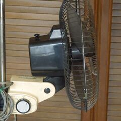 昭和レトロ 三菱電機の背の高い扇風機 P30-GL（動作確認済）の画像