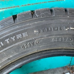 スタッドレスタイヤ4本の画像