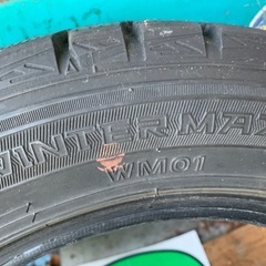 スタッドレスタイヤ4本の画像