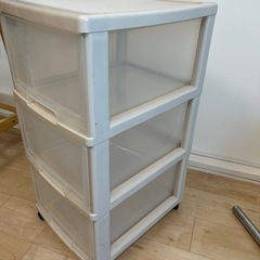 プラスチックケース　3段の画像