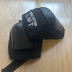 スケボープロテクター大人用 の画像