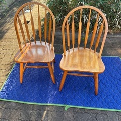 ダイニングテーブル　ダイニングチェアーの画像