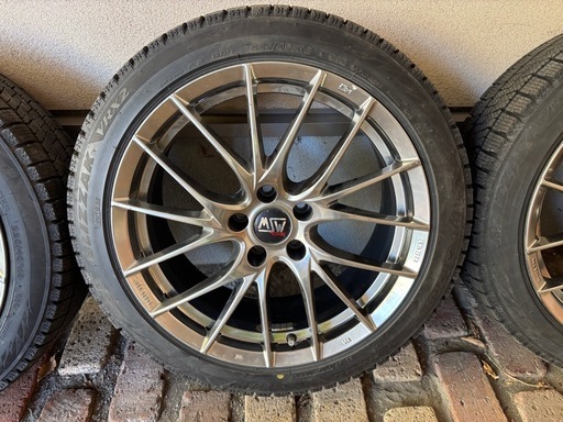 ブリザックVRX2 スタッドレス18インチ