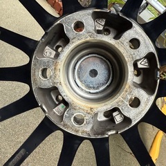 アルファード　スタッドレスの画像