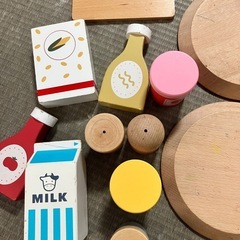 木のおもちゃ、おままごと、カトラリー、調味料
セットの画像