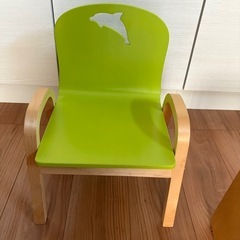 商談中ベビー、キッズテーブル　チェアセットの画像