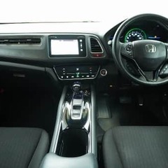 【自社ローン対応】ホンダ ヴェゼル　ハイブリッド 　Ｘ　スマートキー　LEDヘッドライト　衝突被害軽減ブレーキの画像