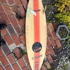 BETTY‘S BARRELS サーフボードの画像