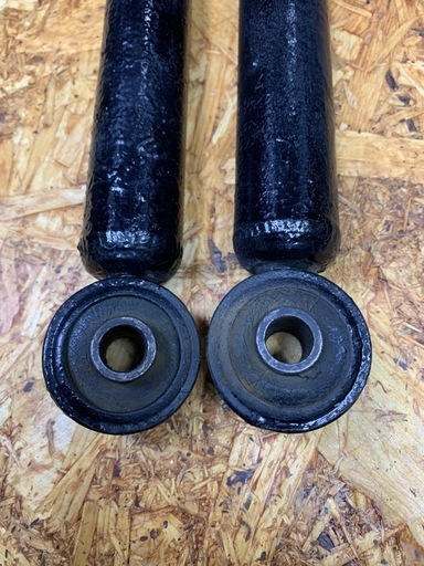 DAIHATSU ダイハツ 4WD リアショック 左右 L660S ミラジーノミラ ミラカスタム ミラアヴィ 48531-B2C50 48531-B2230