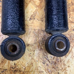 DAIHATSU ダイハツ 4WD リアショック 左右 L660S ミラジーノミラ ミラカスタム ミラアヴィ 48531-B2C50 48531-B2230の画像