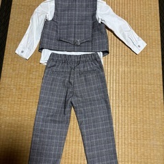 iz boot フォーマルスーツ 七五三　100cm グレー系チェックの画像