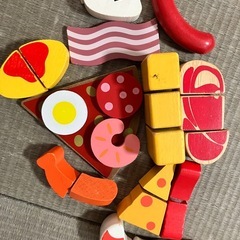 木のおもちゃ、おままごと、おかず
セットの画像