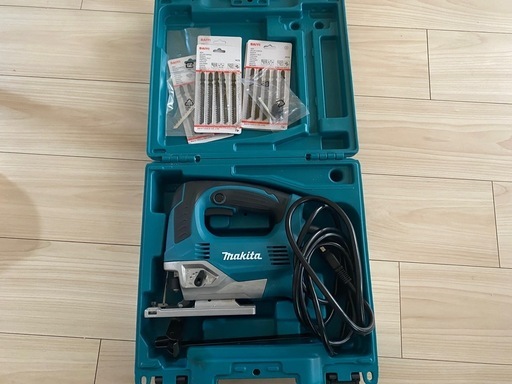 マキタ　ジグソー　電動ジグソー　数回使用　中古　美品　JV0600K