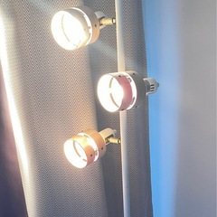 ニトリ フロアライト（3灯）の画像