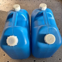 灯油　ポリタンク18L 2個の画像