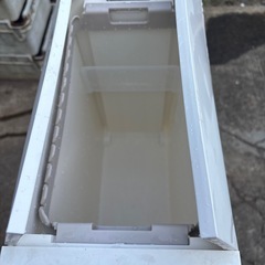 家庭用　ゴミ箱　中古品　開閉できるタイプ の画像