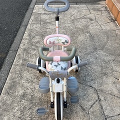 ミニーマウス 三輪車 び美品の画像