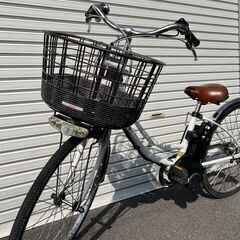 【返品保証付き】No714　電動アシスト自転車　返品保証付き　26インチ　パナソニック　 ティモ・W　2017年型　白　バッテリー8Ah（ロングモード40km以上）レンタサイクル店で使用していた自転車。メンテナンス済み。タイヤ、チューブ1年以内に交換、9分山。　車体番号-77C3384の画像