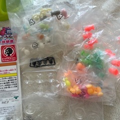 【お渡し決定済み】タカラトミー　ウーニーズ　すみっコぐらし　専用ペレット付き　の画像