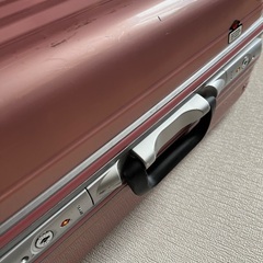 キャリーケース　ピンクの画像