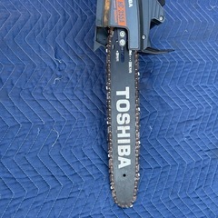 3日夕方終了です❗️東芝電気チェンソー HC-355A の画像