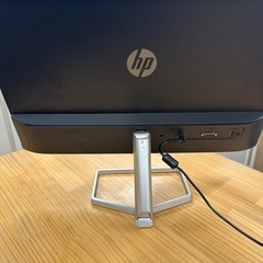 HP M22F モニター　画面ひび割れあり　ジャンクの画像
