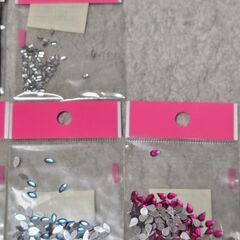 ビーズ 手芸 丸小ビーズ パーツ ラインストーン まとめ売り ハンドメイドの画像