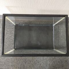 △ B NISSO ニッソー 水槽 プラスチック製＆ストレーナーフィルターLセット 幅39.5cm 貯水確認済 汚れ、一部破損ありの画像