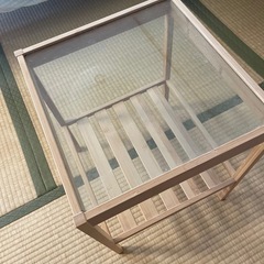 お譲りします！IKEAサイドテーブルの画像