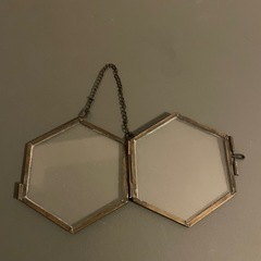 ブラス六角形フォトフレームの画像
