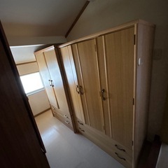 洋服ダンスの画像