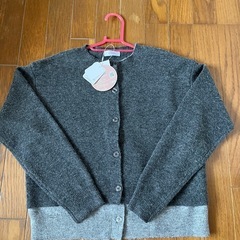 tal by yumi カーディガンの画像