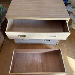 洋服ダンスの画像