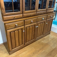 木製 食器棚 飾り棚 収納 キッチン家具 ブラウン 系の画像