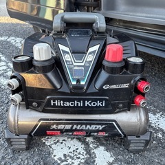 日立　エアーコンプレッサーの画像