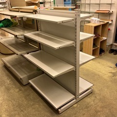 商品棚金属製の画像