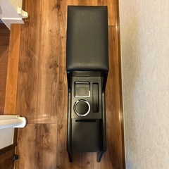 C28セレナ専用 センターコンソールBOX
の画像