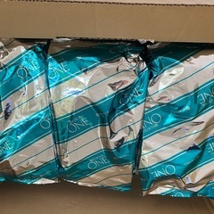 キャットフード新品8袋の画像