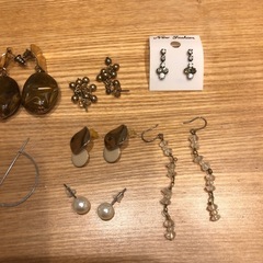 ご購入してくださる方無料　ピアスの画像