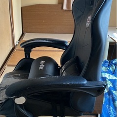 ゲーミングチェアの画像