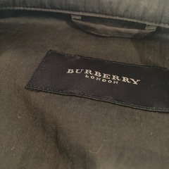 Burberry中古の画像