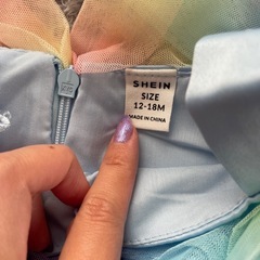 SHEIN ドレスの画像