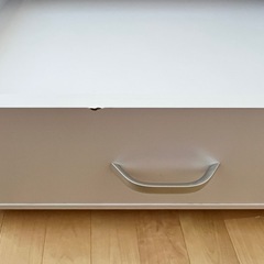 フィフティ・ヴィジョナリー 電動ネイルチェア用ステージ　TAT ネイルサロン　フットネイルの画像