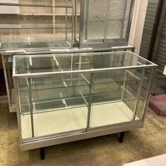中型ガラスショウケイスの画像