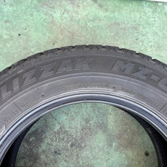 冬用スタッドレスタイヤ　１４インチ　　4本セット　NO.1の画像