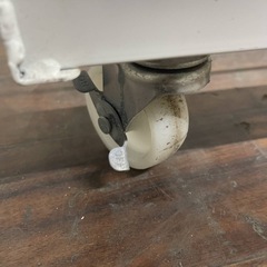 ww5/3 ワイヤーラック 4段 キャスター付き 3台セット バスケット ラック メタルラック スチールラック 店舗什器 収納 カゴ★直接引取歓迎◎の画像