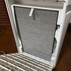 【商談中】Panasonic 空気清浄機　2017年製　プラズマクラスタ付きの画像