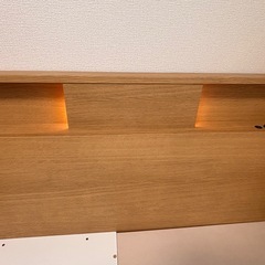 ニトリ　セミダブルベッド の画像