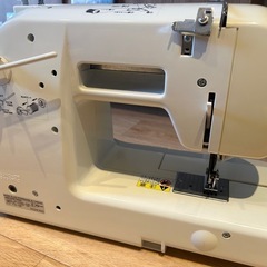 家庭用ミシンの画像